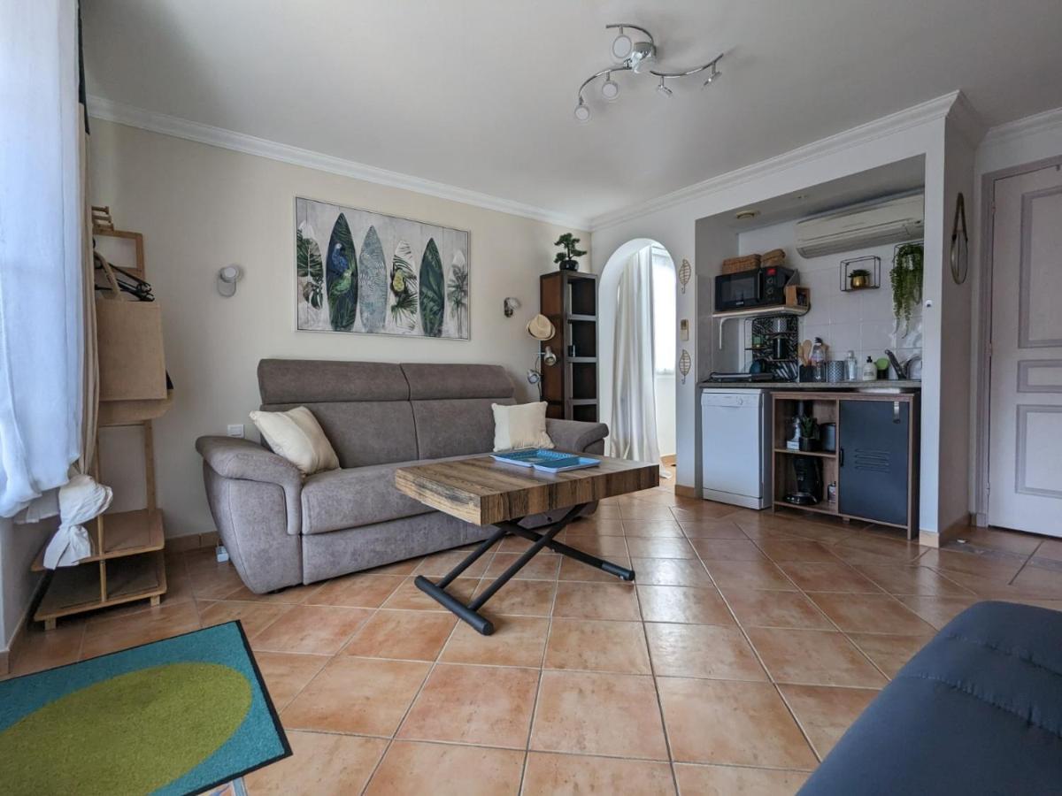 L'Instant Mer - Bord De Mer - Studio Avec Grand Jardin A La Capte Hyères Exteriör bild