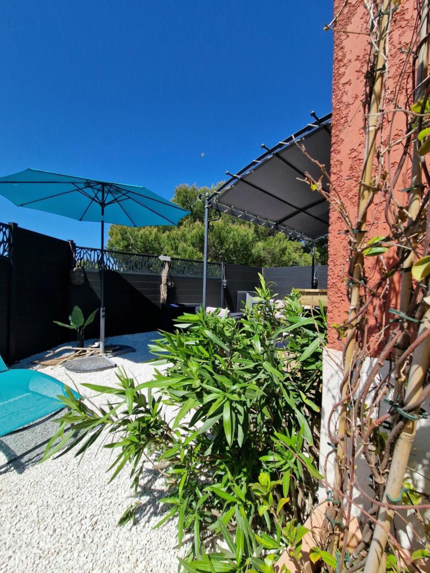 L'Instant Mer - Bord De Mer - Studio Avec Grand Jardin A La Capte Hyères Exteriör bild
